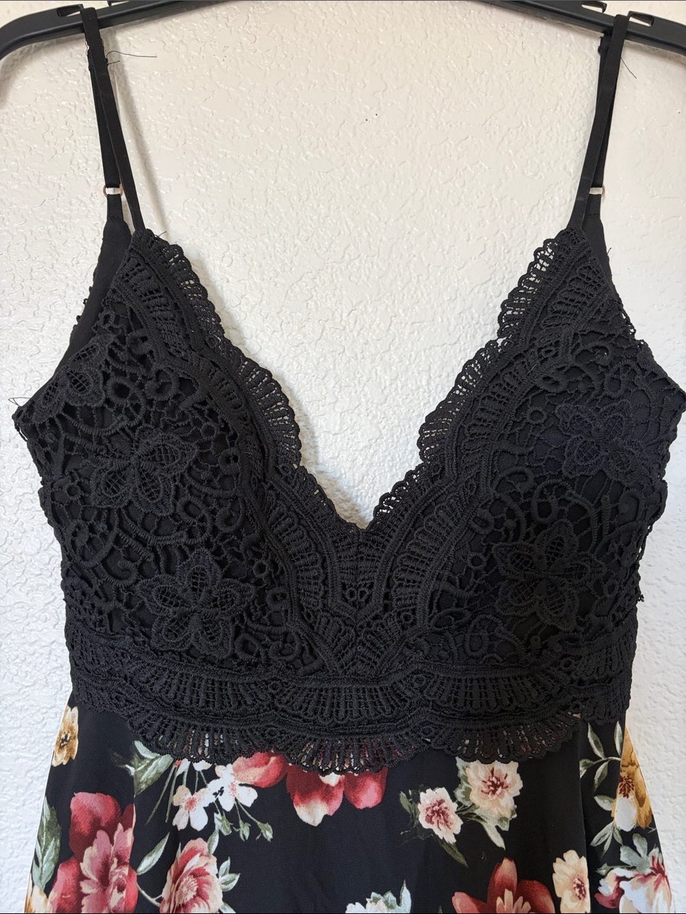 Haute Monde Black Floral Lace Mini Dress - Picture 4 of 10